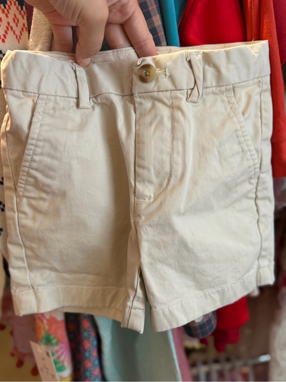 Vineyard Vines Khaki Shorts (3T)